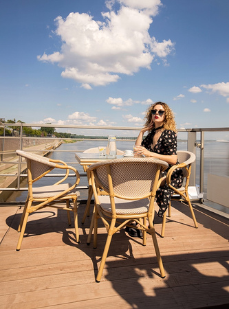 Krzesło ogrodowe CAFE BISTRO PARIS ARM    beżowe rattan