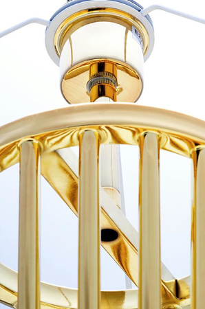 MOOSEE lampa podłogowa HOLMES złota       z czarnym kloszem