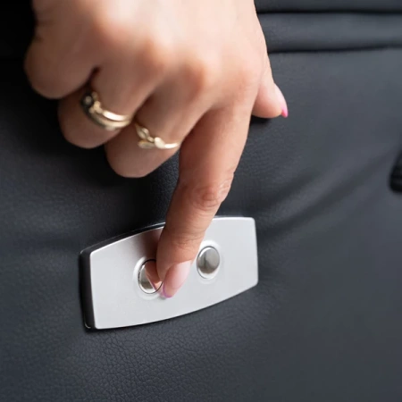 Fotel Masujący JASPER Czarny Ekoskóra