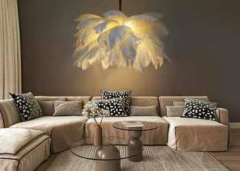 MOOSEE lampa wisząca TIFFANY 135 biała mosiądz / naturalne pióra