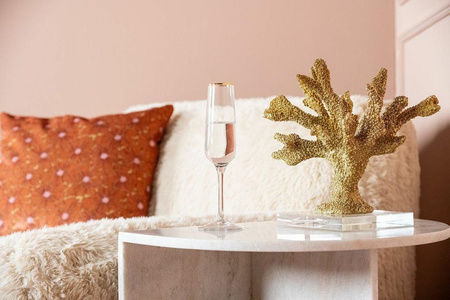 RICHMOND dekoracja KORALOWIEC METTE