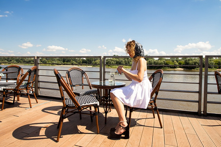 Krzesło ogrodowe CAFE PARIS brązowe       rattan