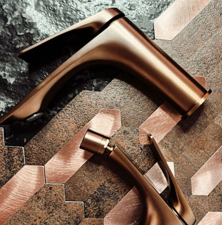 BATERIA UMYWALKOWA AVALON MIEDŹ SZCZOTKOWANA NISKA