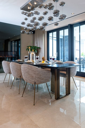 RICHMOND stół jadalniany MAVERICK 260