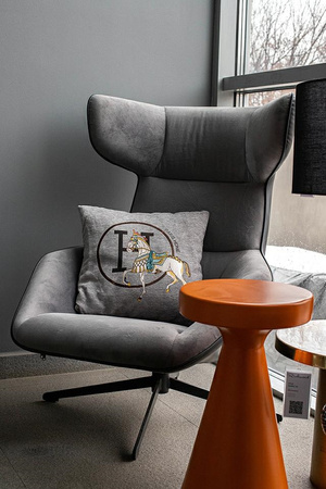 Poduszka dekoracyjna SHP PARIS HOME       szara